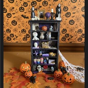 Halloween Miniature Shelf with Decorations
